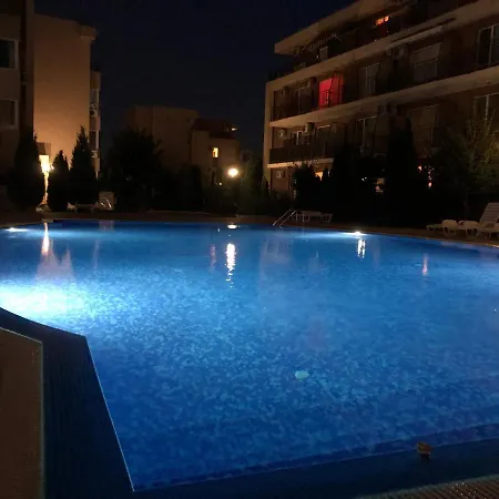 Апартамент Orchid Fort Garden Слънчев бряг